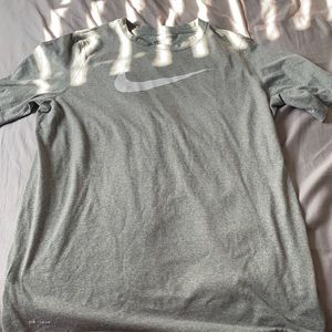 Nike Kids XL Tee